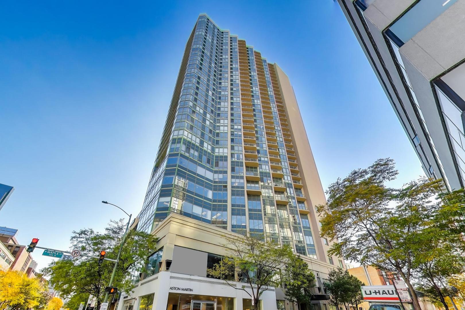 111 W MAPLE Street Unit: 1503