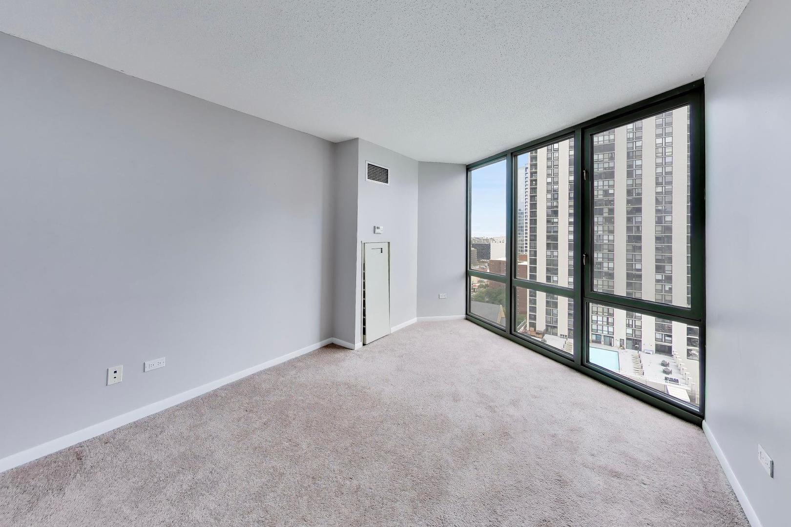 111 W MAPLE Street Unit: 1503