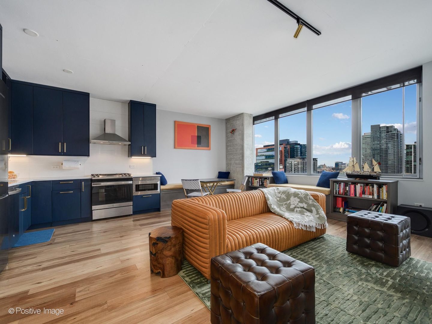 659 W Randolph Street Unit: 1206