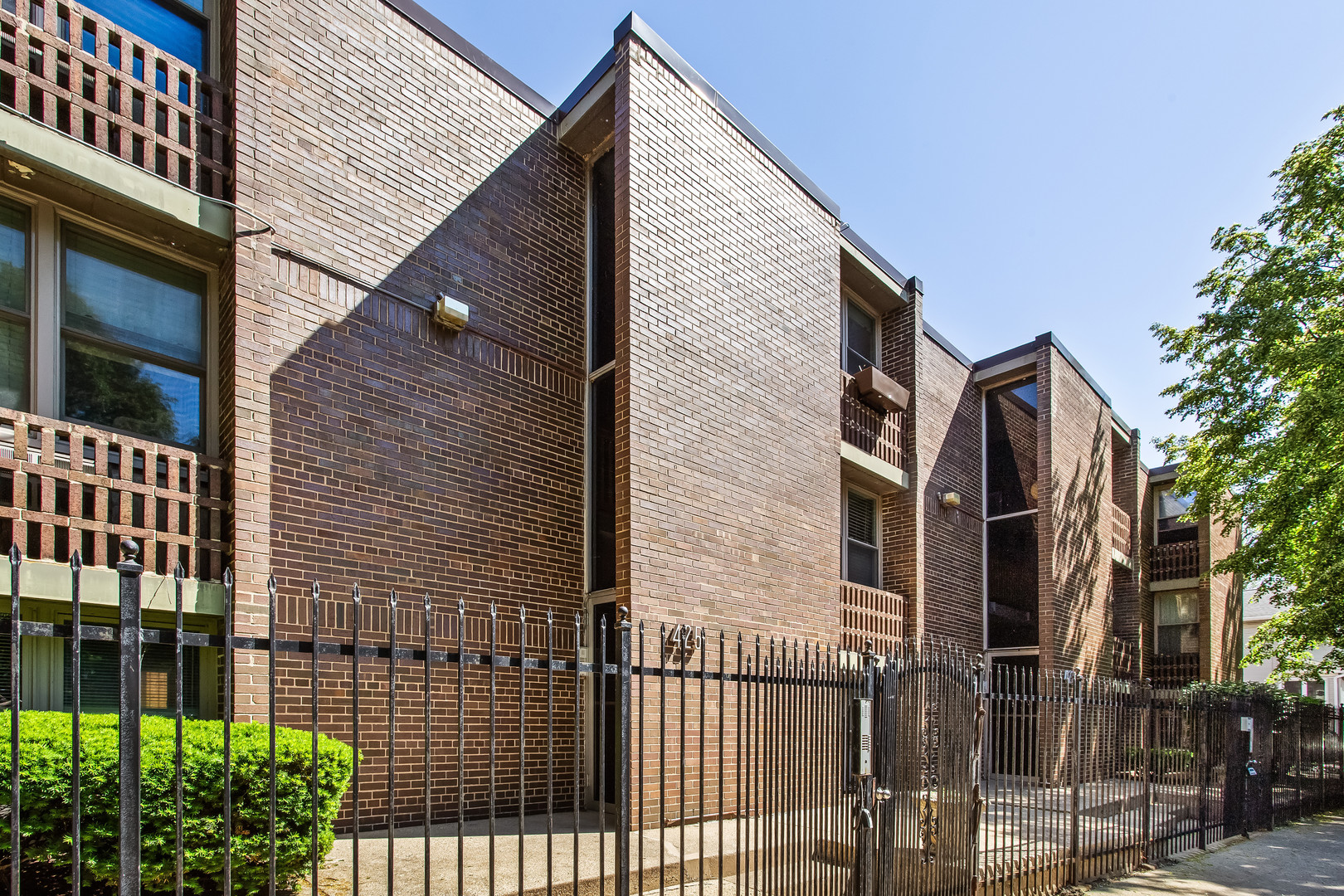 425 South Boulevard Unit: 3C