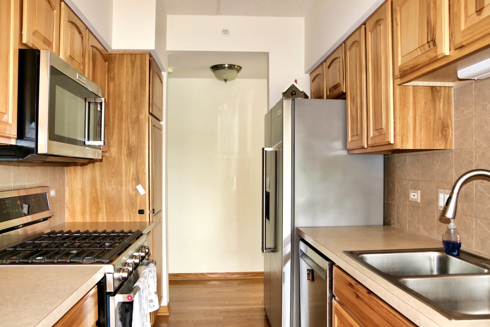 3401 N Carriageway Drive Unit: 401