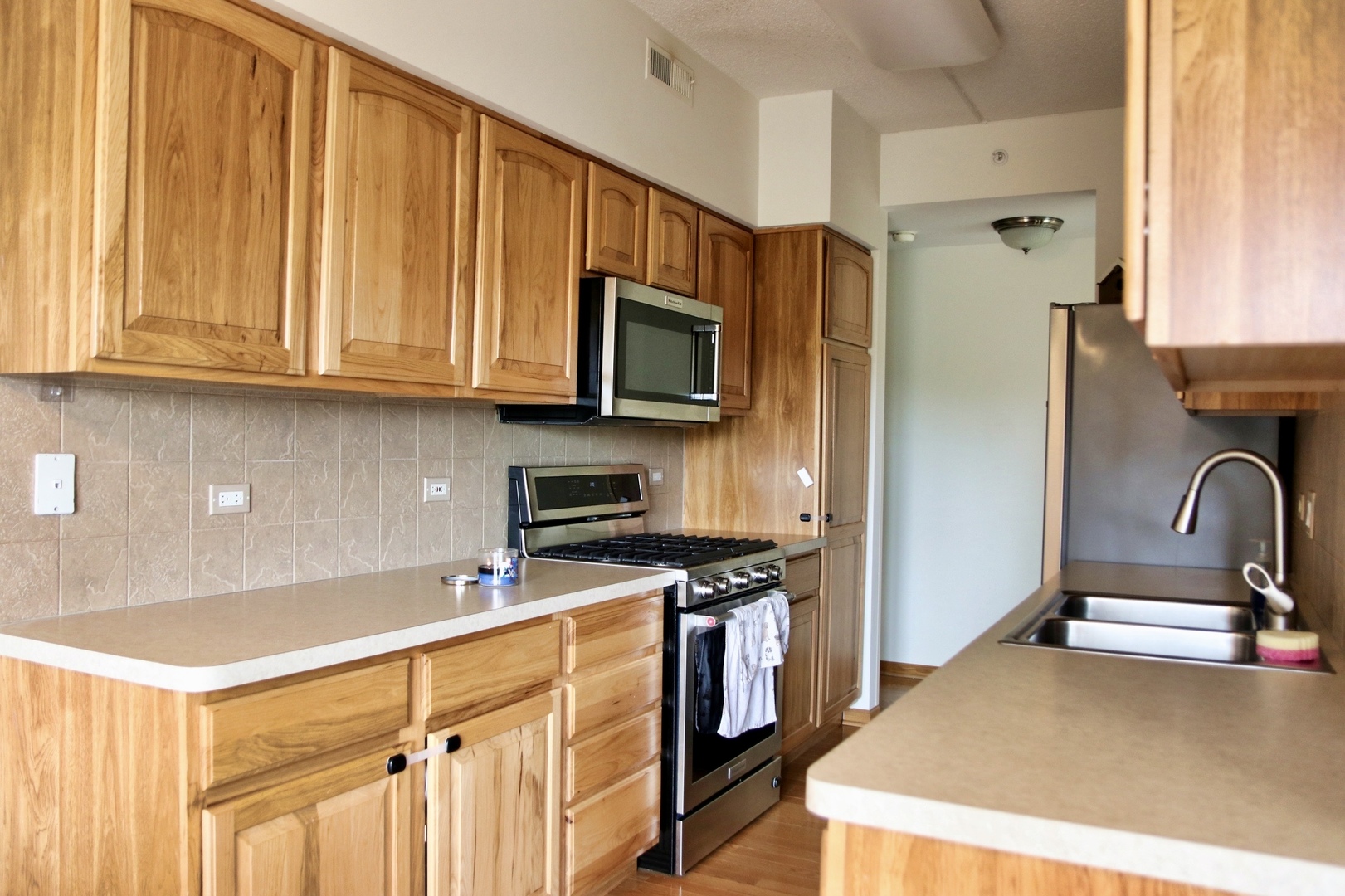 3401 N Carriageway Drive Unit: 401