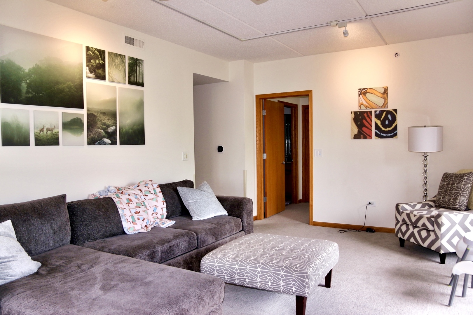 3401 N Carriageway Drive Unit: 401