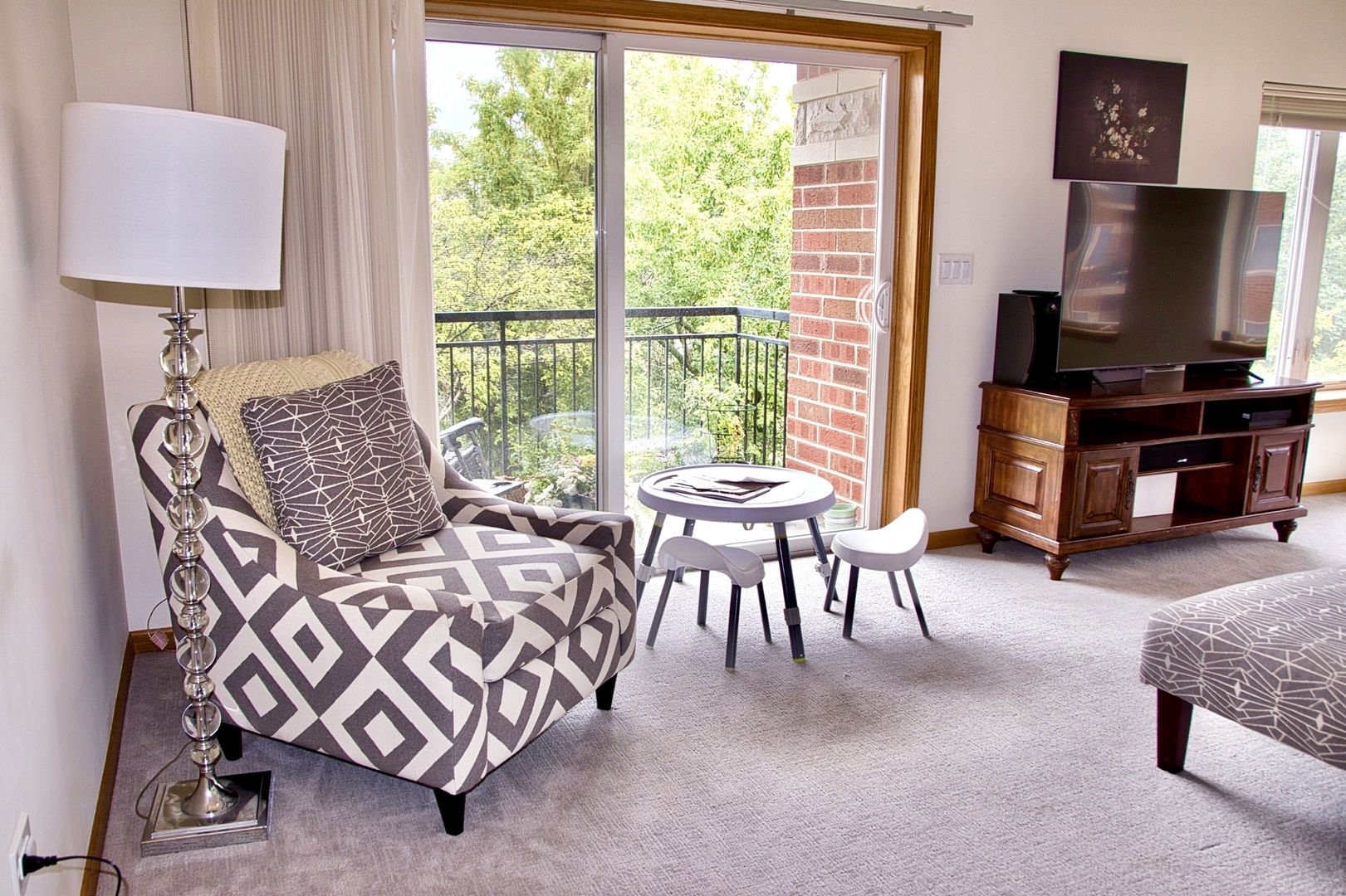 3401 N Carriageway Drive Unit: 401