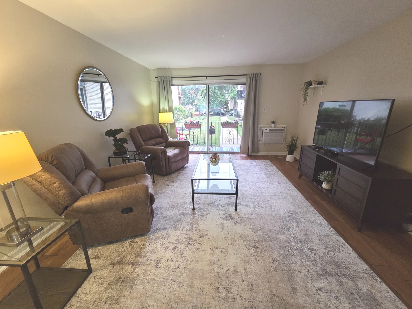 1236 W FARWELL Avenue Unit: 1B