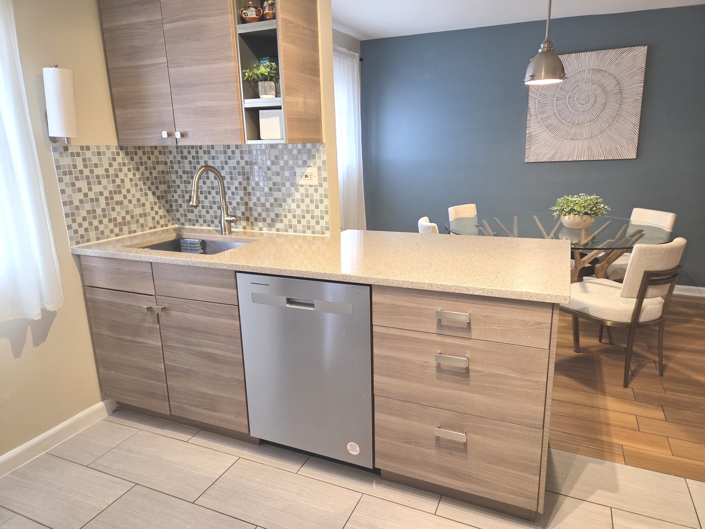 1236 W FARWELL Avenue Unit: 1B
