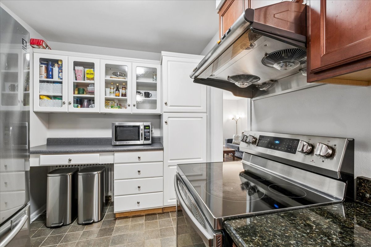 2246 Sherman Avenue Unit: 1