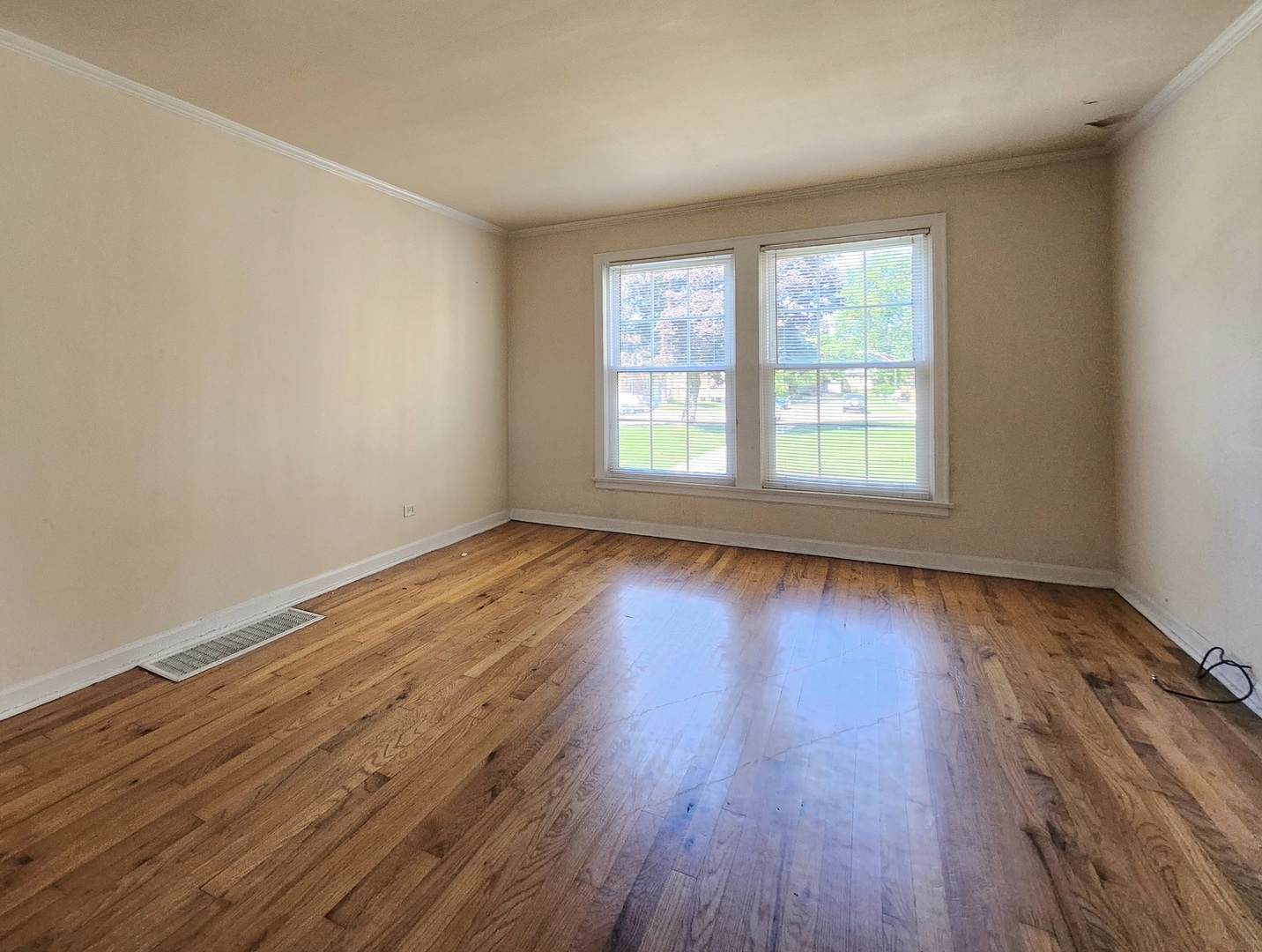 4231 W Nelson Street Unit: 1