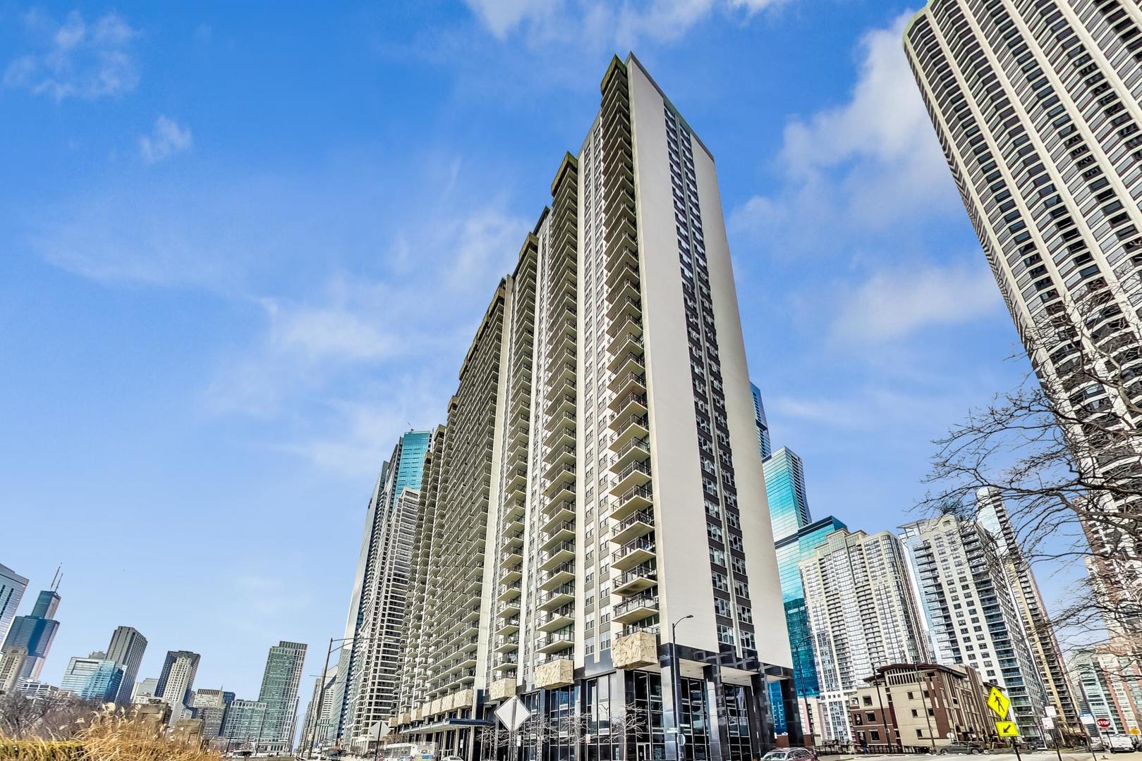 400 E Randolph Street Unit: 1727