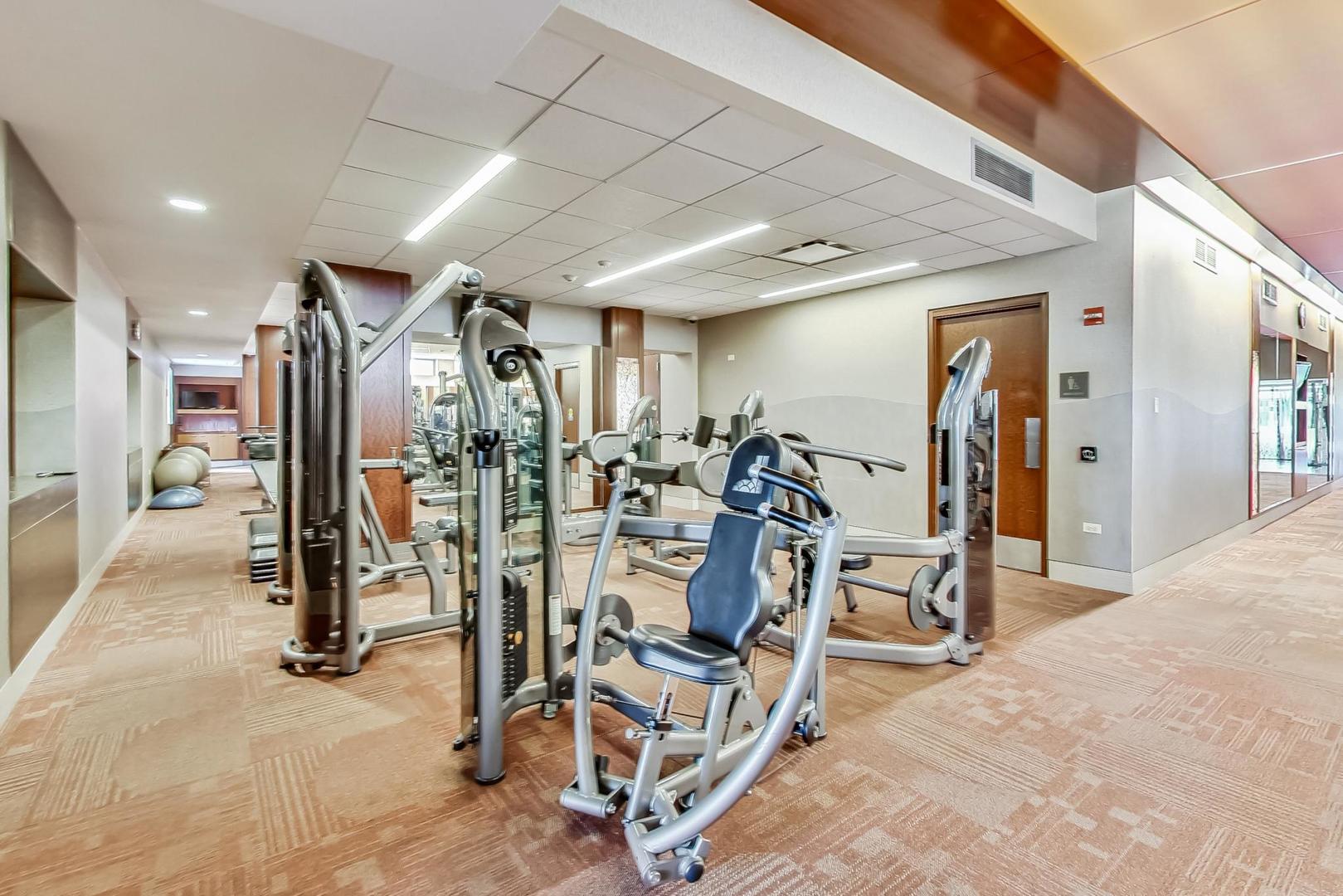 400 E Randolph Street Unit: 1727