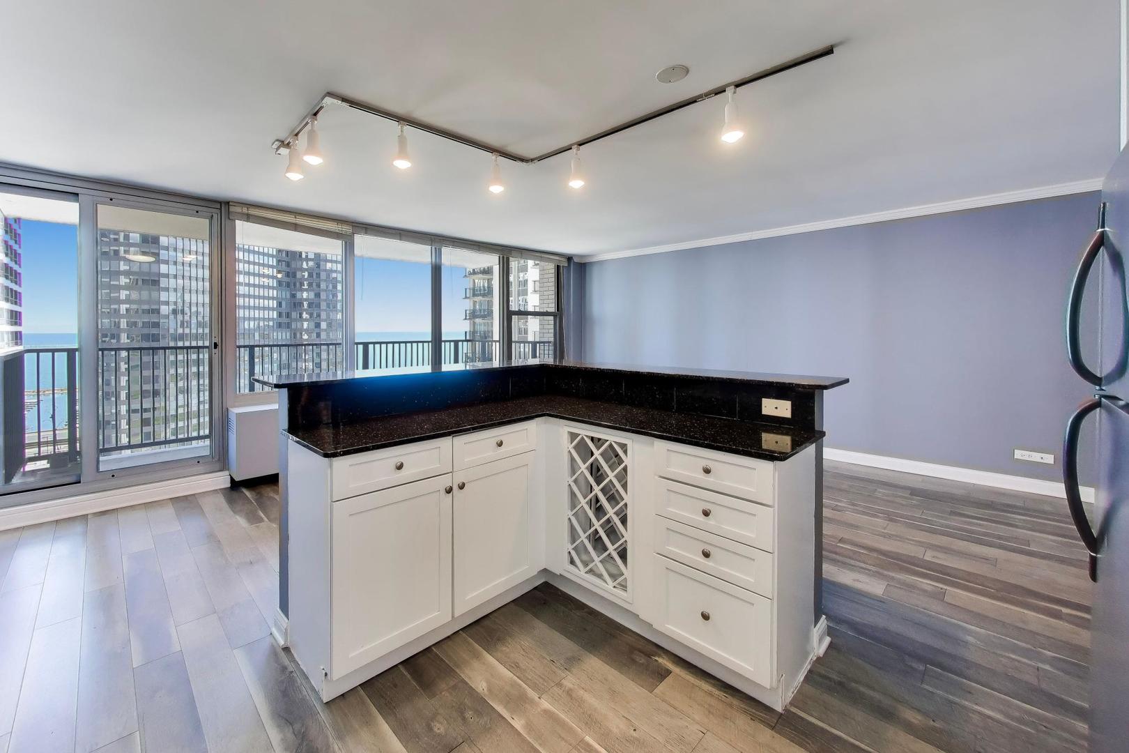400 E Randolph Street Unit: 1727