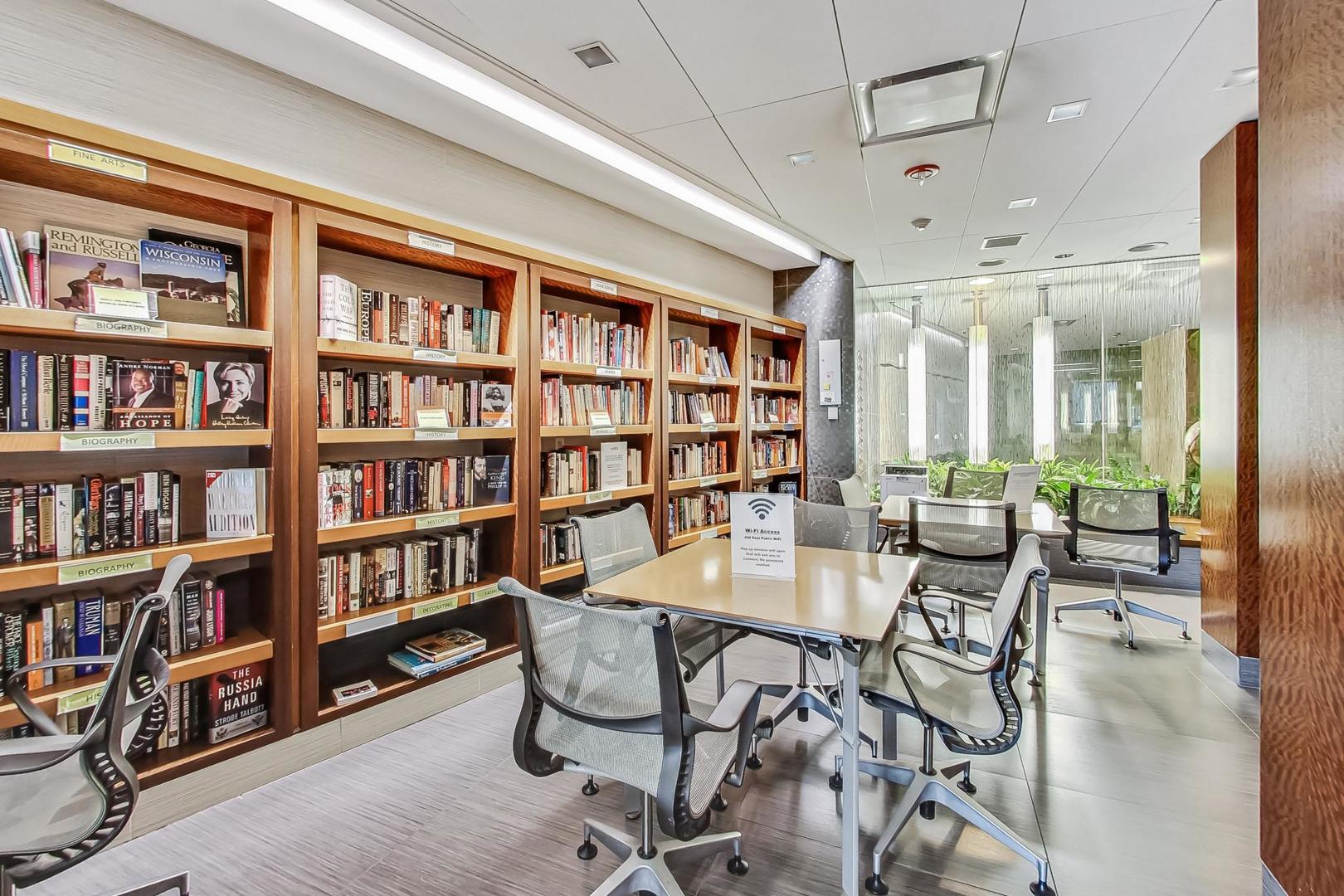 400 E Randolph Street Unit: 1727