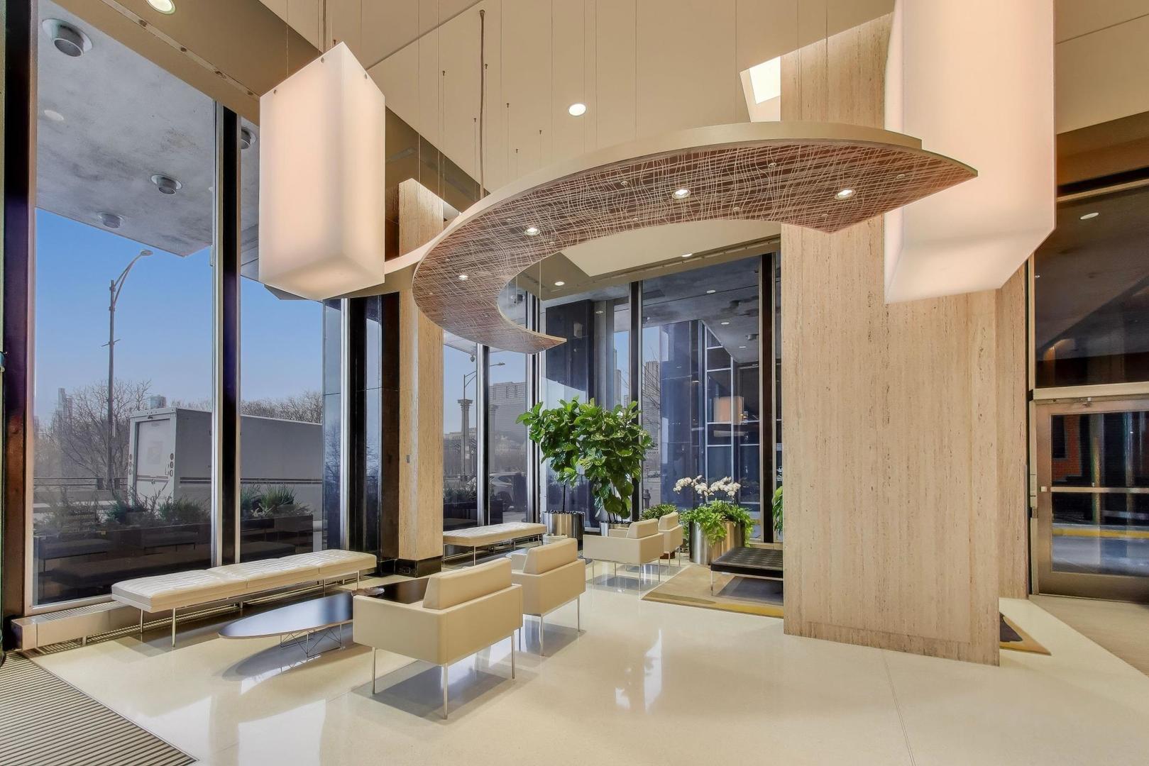 400 E Randolph Street Unit: 1727