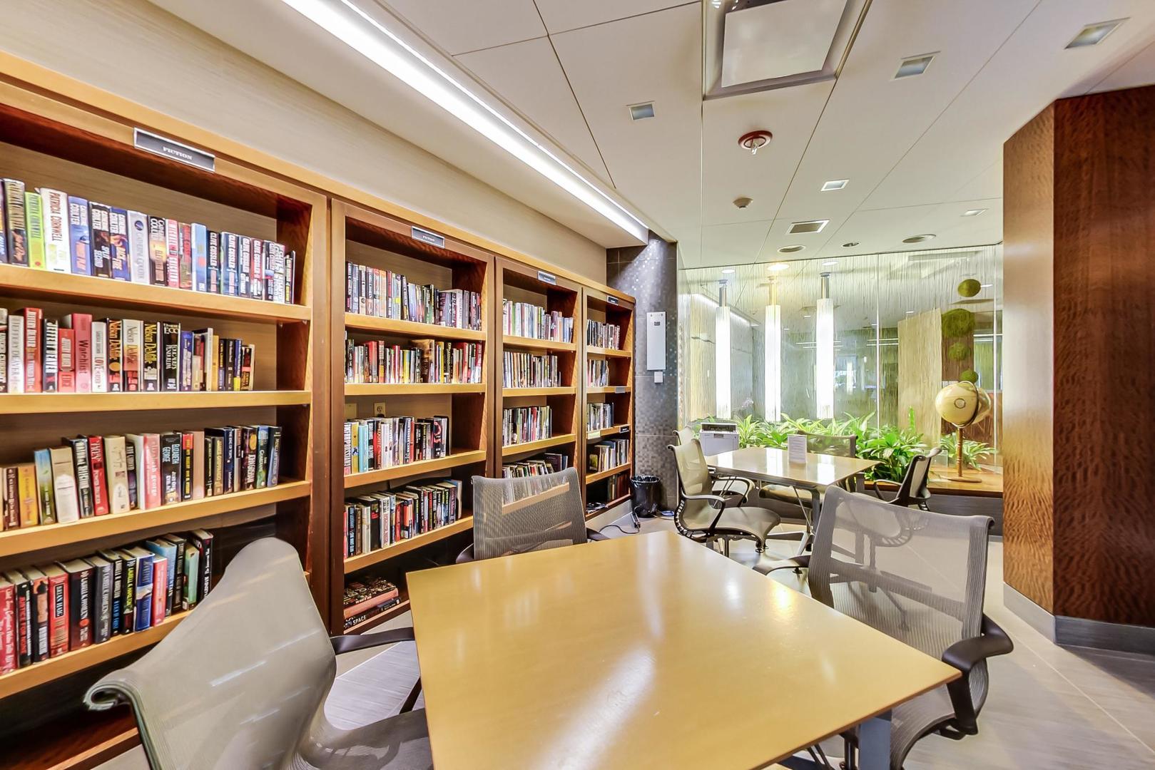 400 E Randolph Street Unit: 1727
