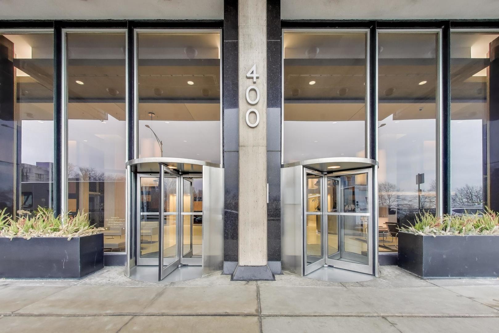 400 E Randolph Street Unit: 1727
