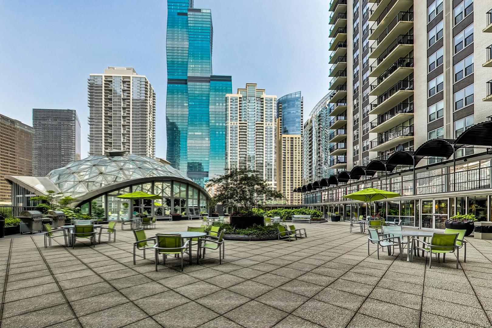 400 E Randolph Street Unit: 1727