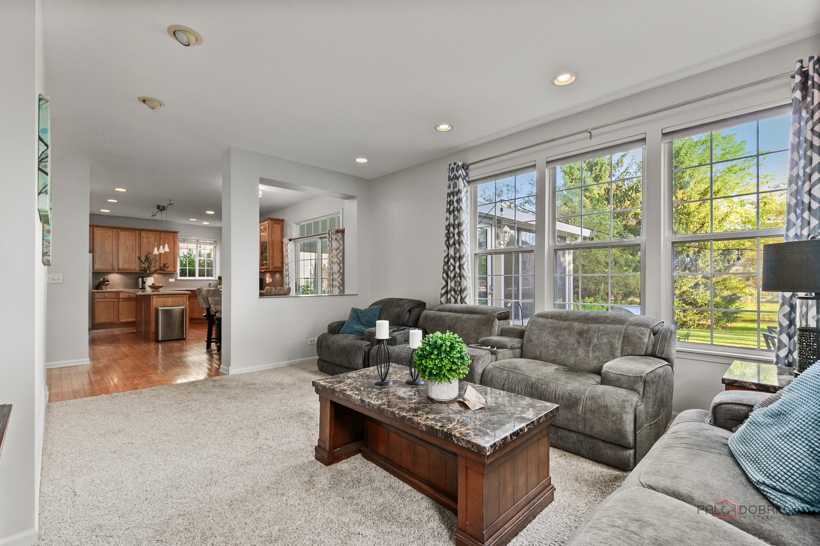 332 colonial Drive