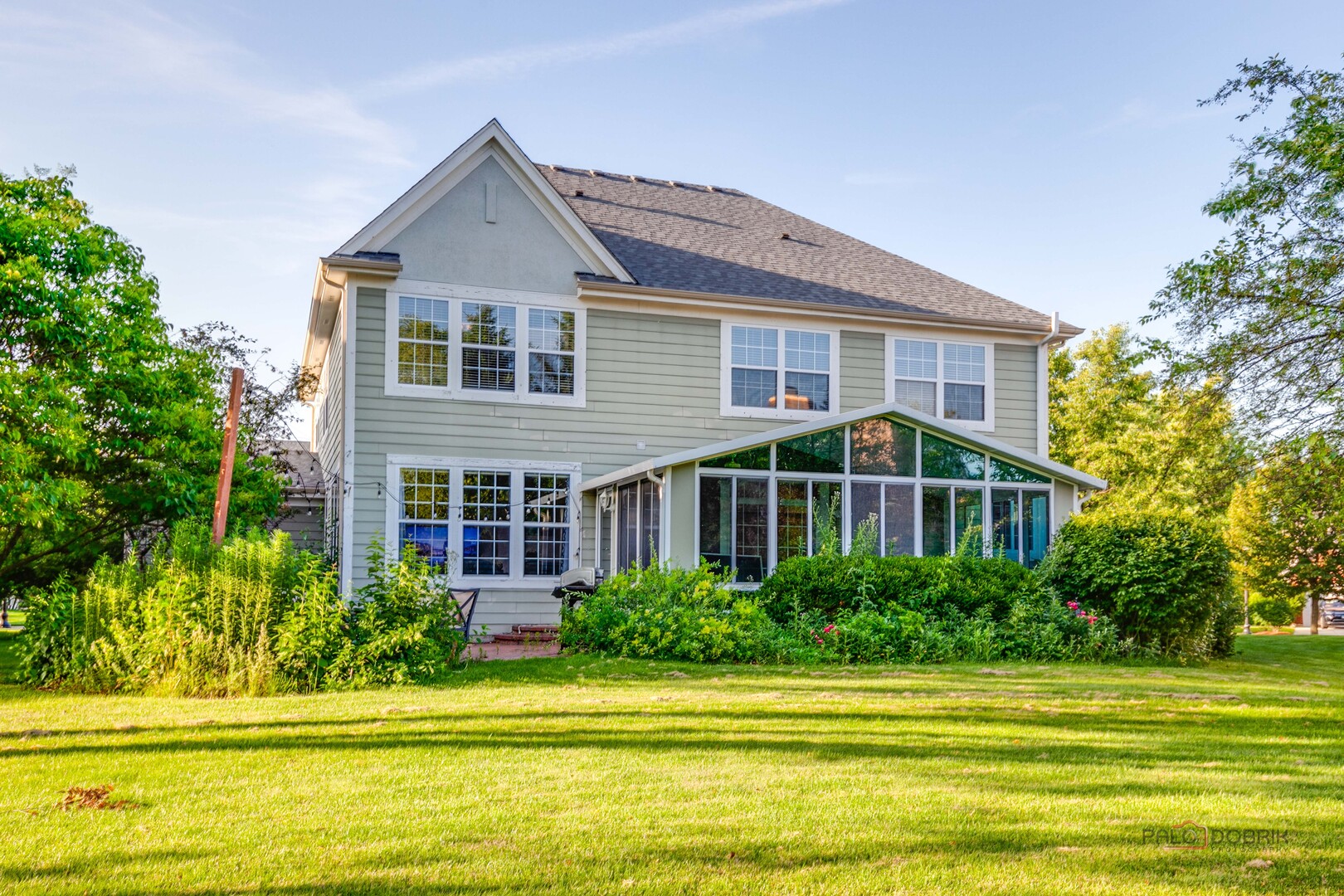 332 colonial Drive