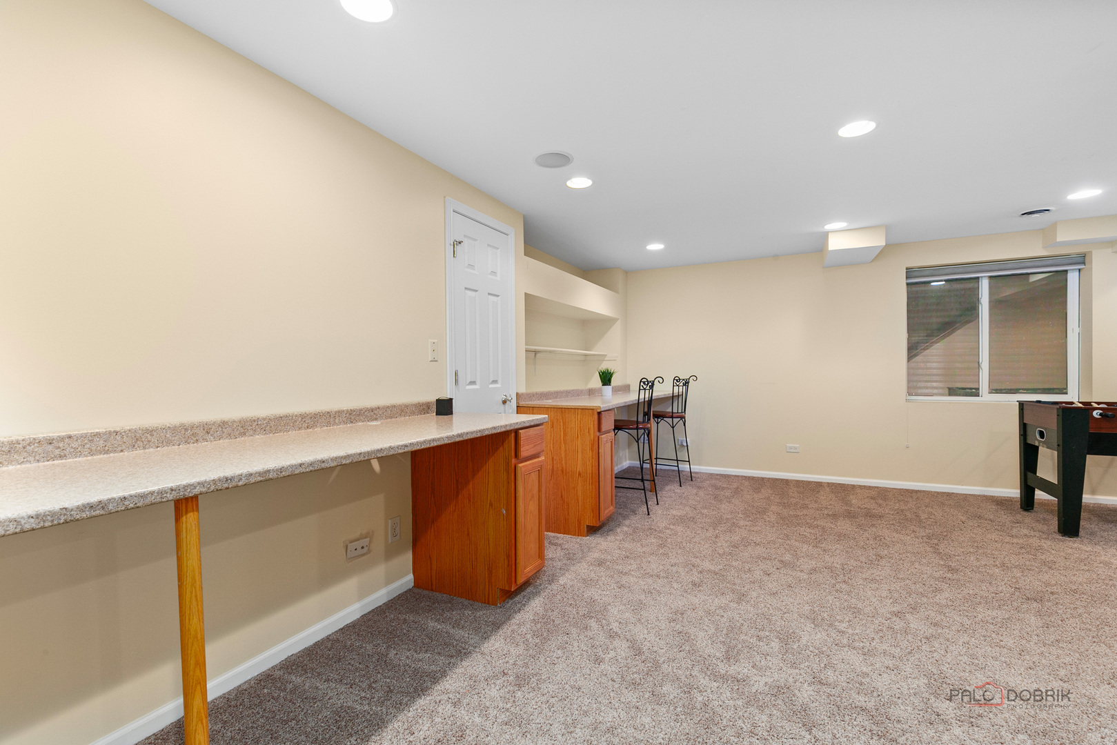 332 colonial Drive