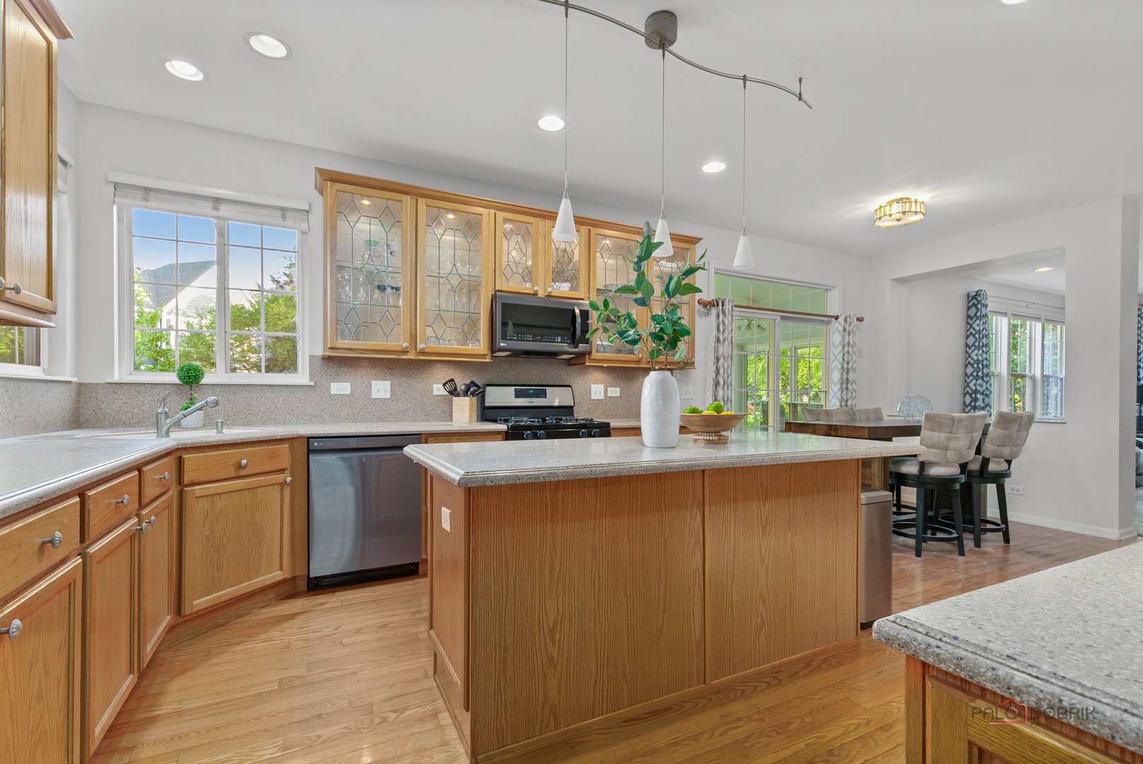 332 colonial Drive