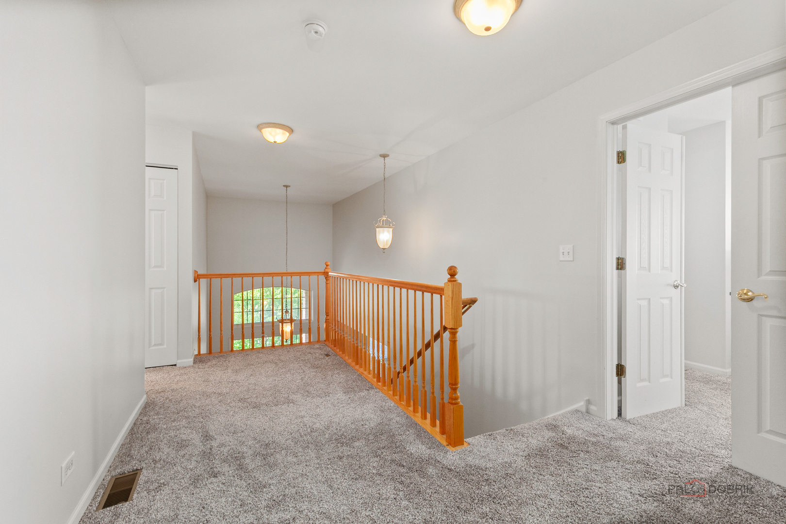 332 colonial Drive