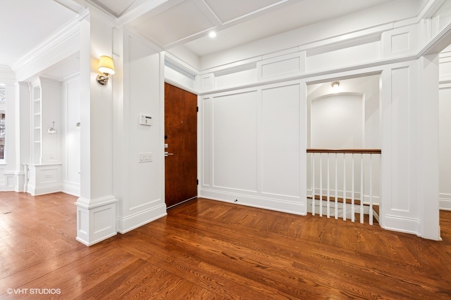 746 W Belden Avenue Unit: 1