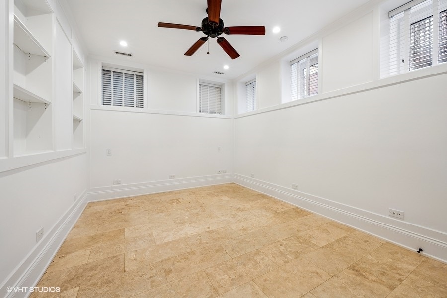 746 W Belden Avenue Unit: 1