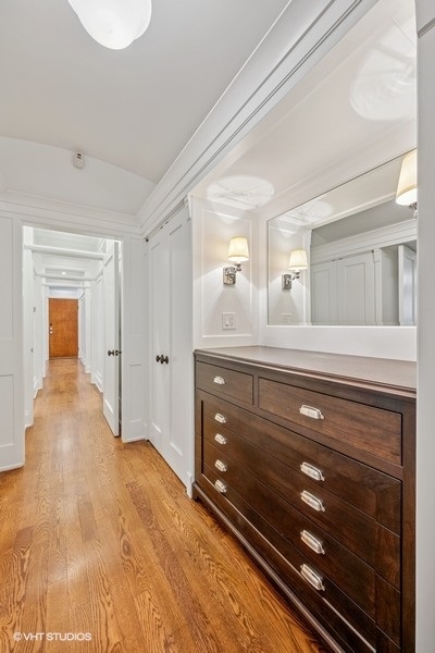 746 W Belden Avenue Unit: 1