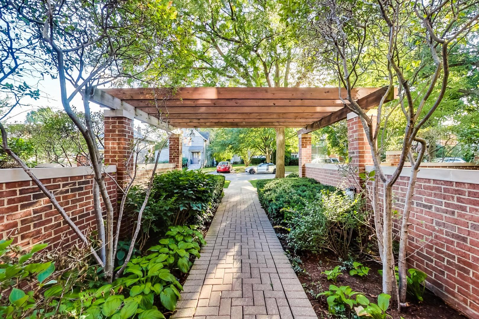 1633 2nd Street Unit: 503