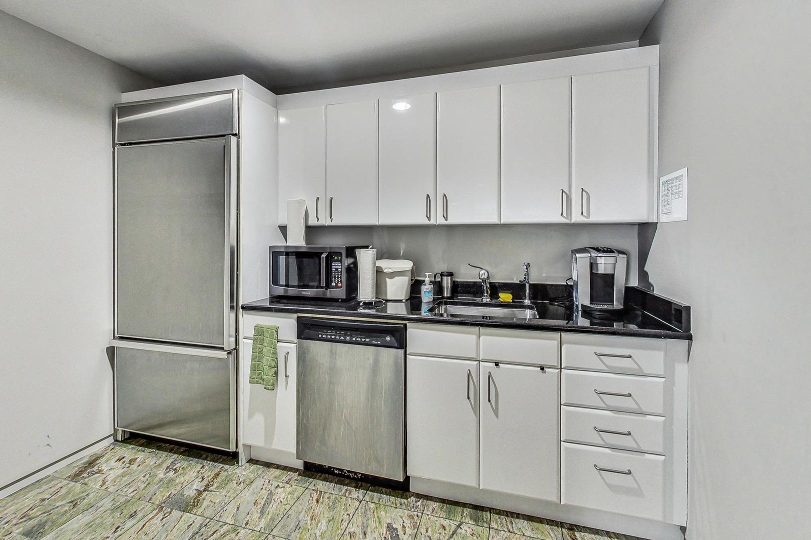 800 Elgin Road Unit: 913