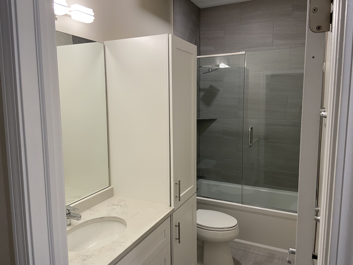 1837 W North Avenue Unit: 2