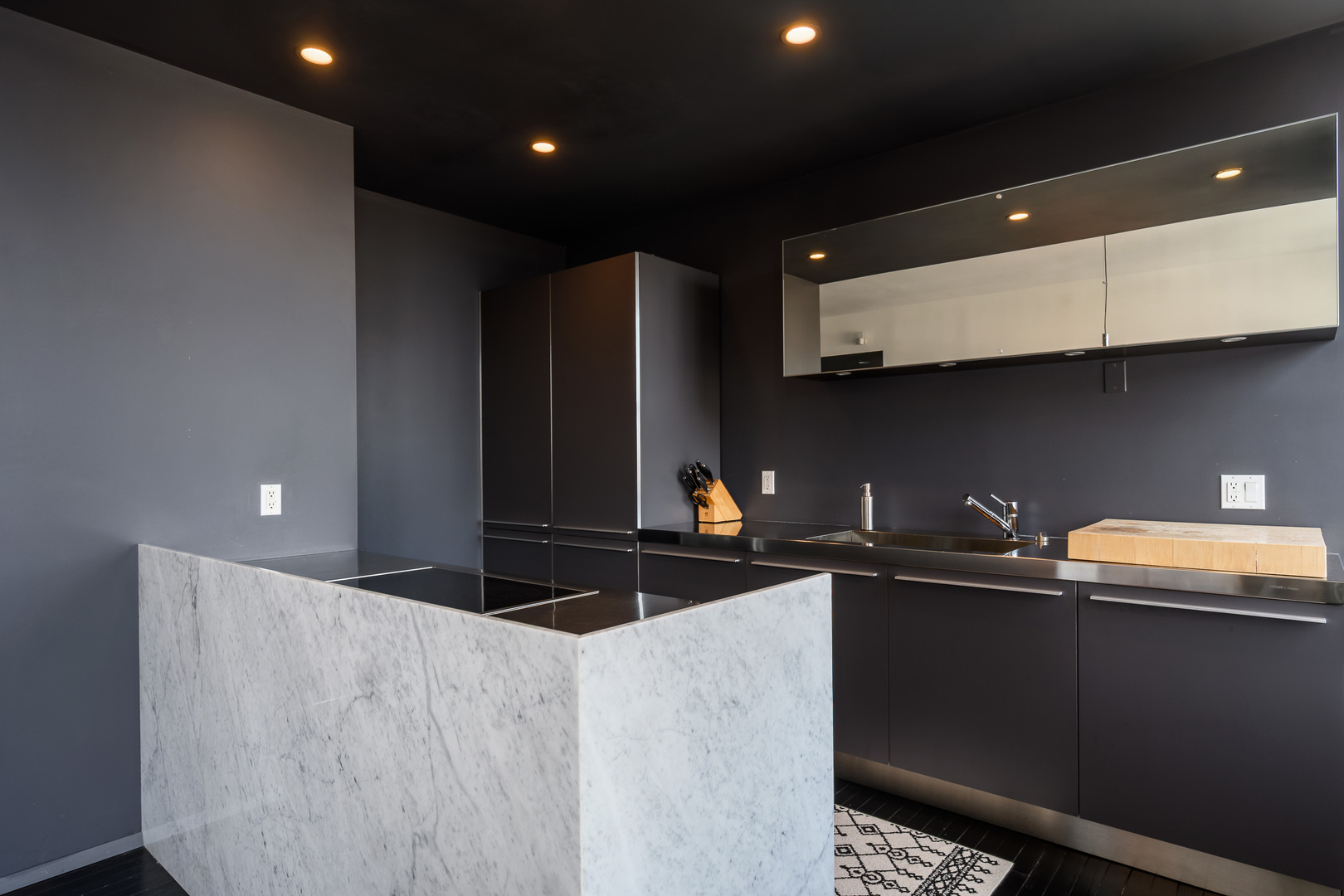 600 S DEARBORN Street Unit: 1414