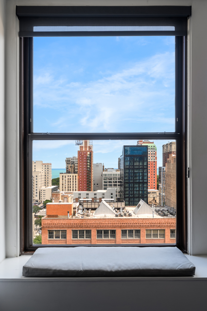 600 S DEARBORN Street Unit: 1414