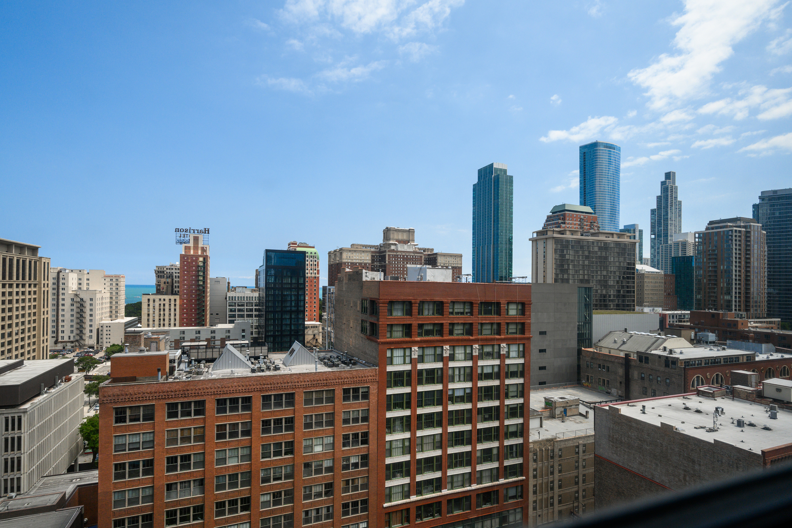 600 S DEARBORN Street Unit: 1414