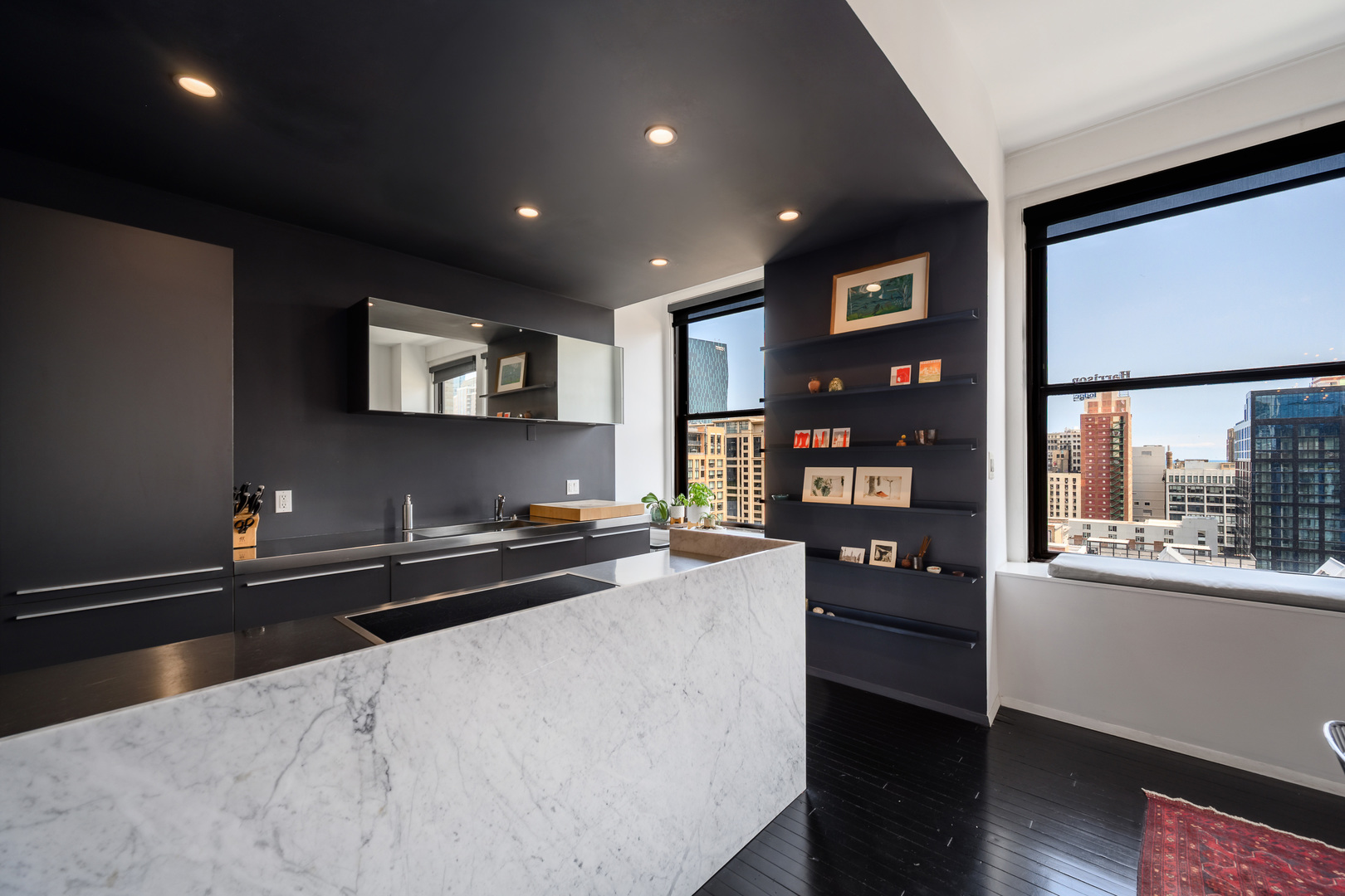 600 S DEARBORN Street Unit: 1414