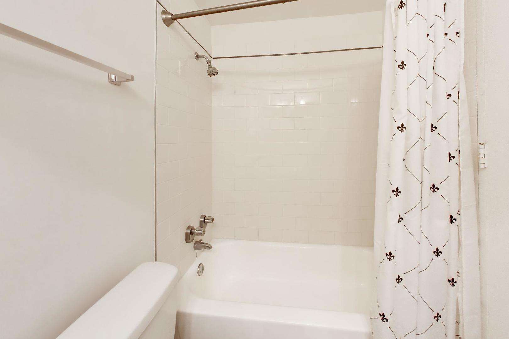 233 E Erie Street Unit: 1904