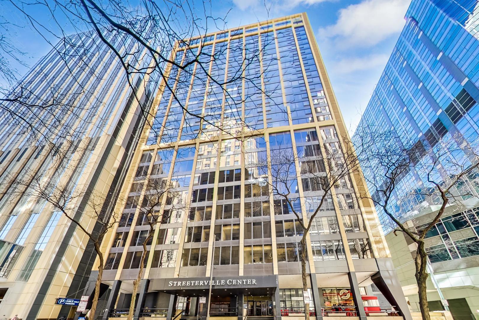 233 E Erie Street Unit: 1904