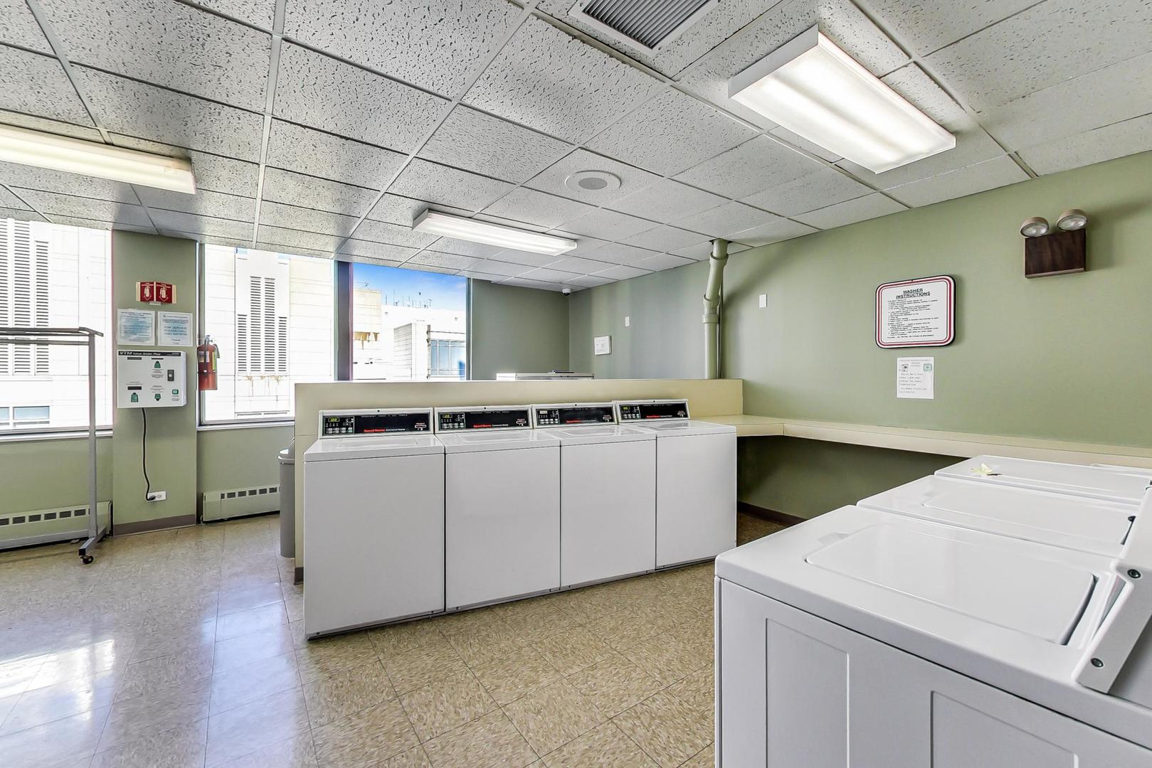 233 E Erie Street Unit: 1904