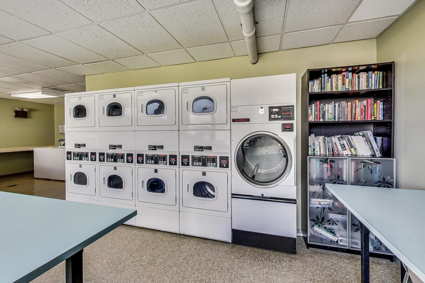 233 E Erie Street Unit: 1904