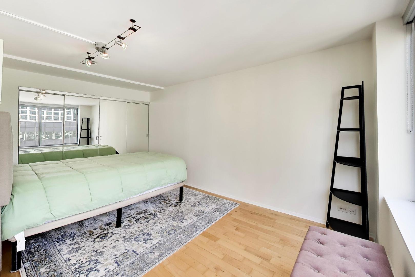 233 E Erie Street Unit: 1904