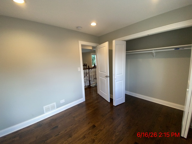 2719 N 74th Court