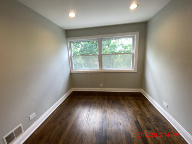 2719 N 74th Court
