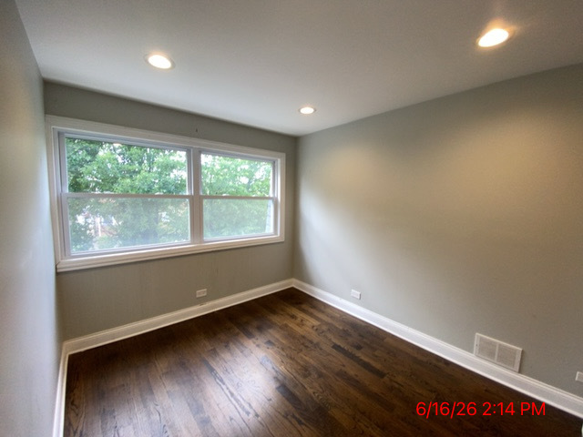 2719 N 74th Court
