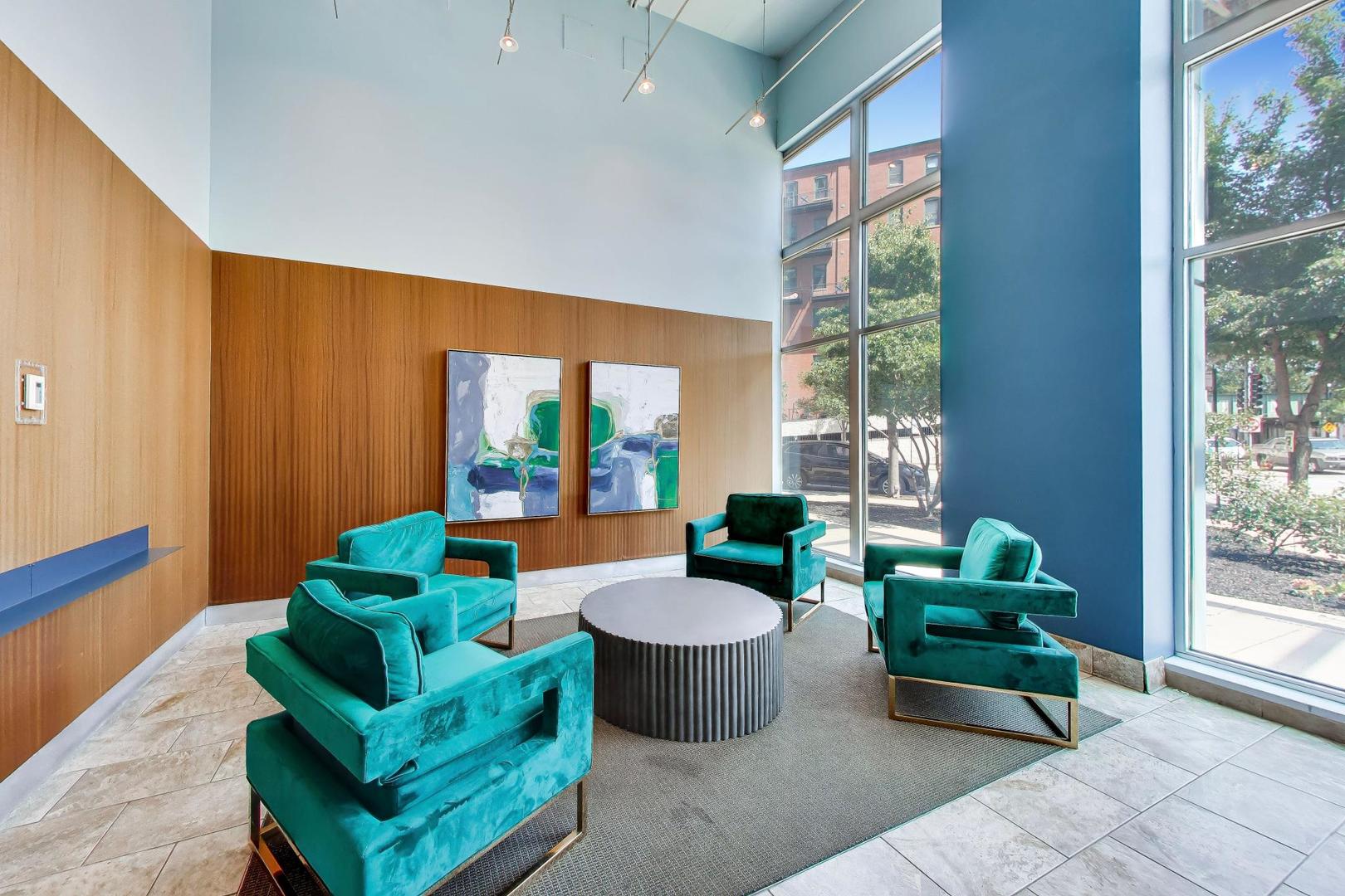 1600 S Indiana Avenue Unit: 506