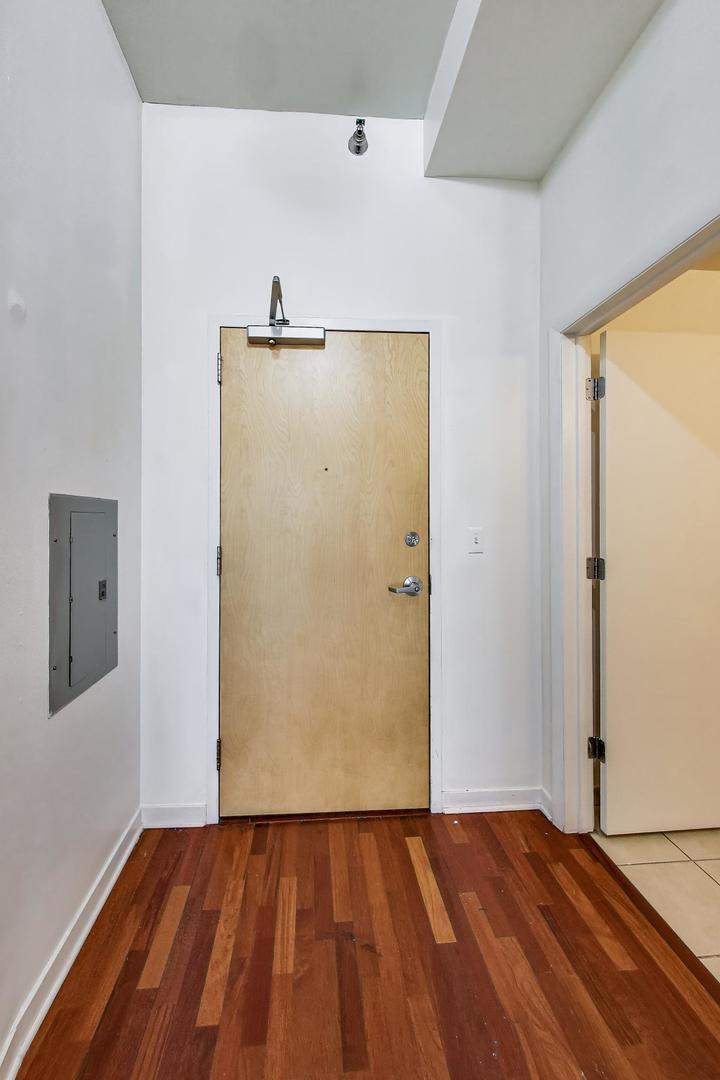 1600 S Indiana Avenue Unit: 506