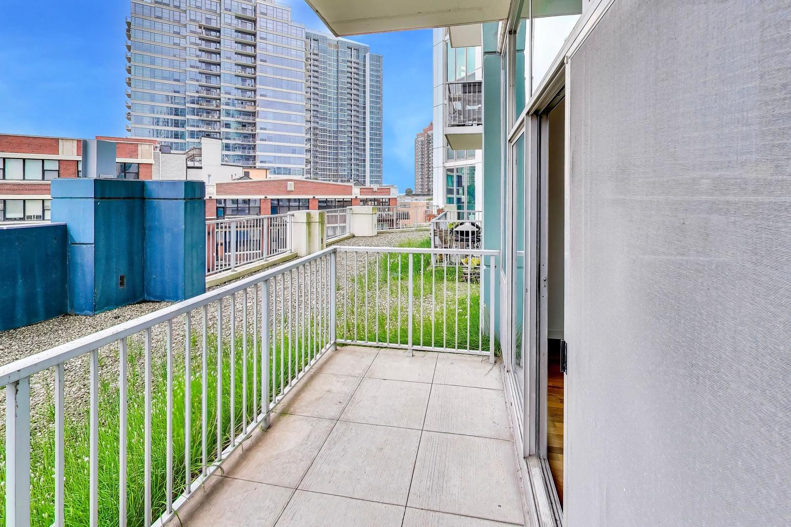 1600 S Indiana Avenue Unit: 506