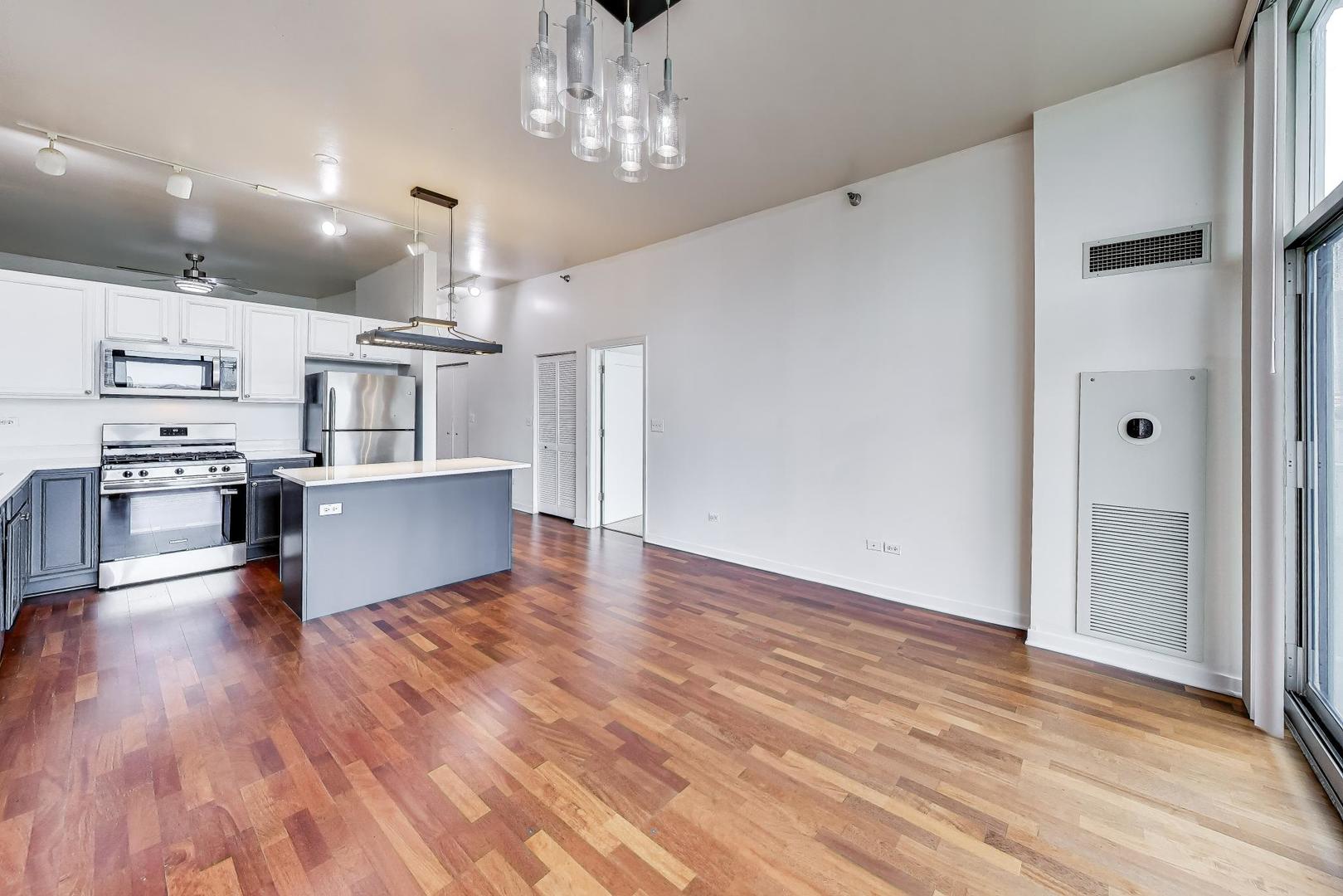 1600 S Indiana Avenue Unit: 506