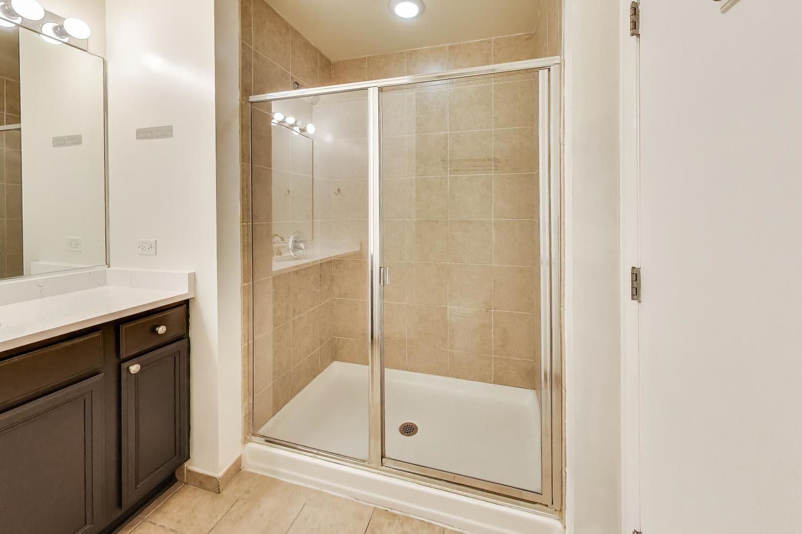 1600 S Indiana Avenue Unit: 506