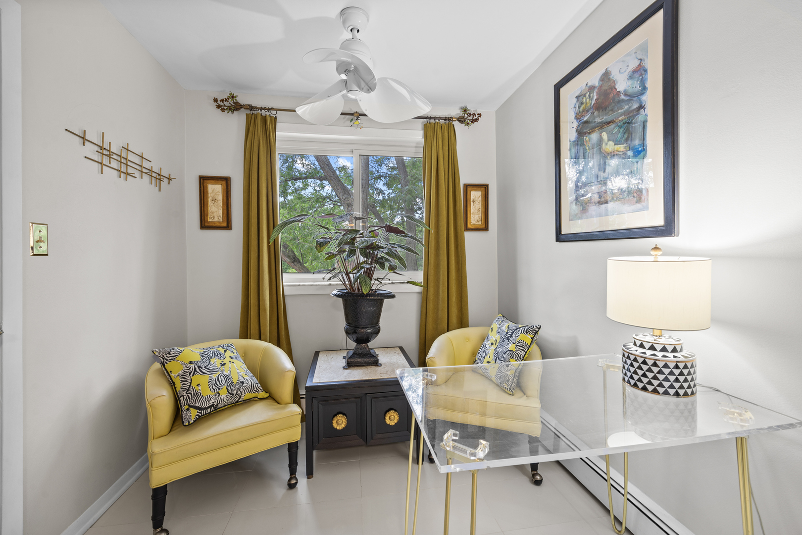 1933 Harrison Street Unit: 3B