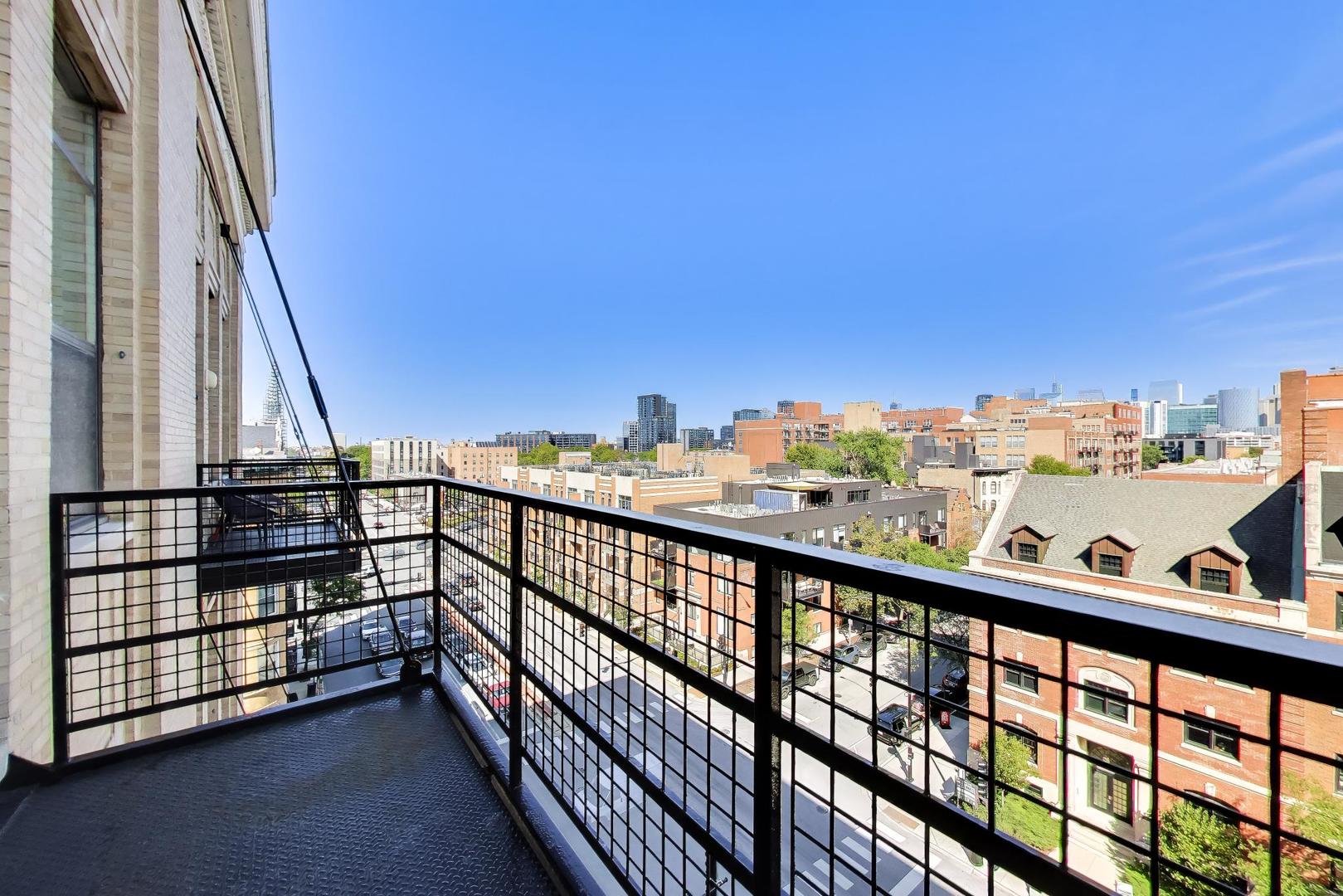 1645 W Ogden Avenue Unit: 602